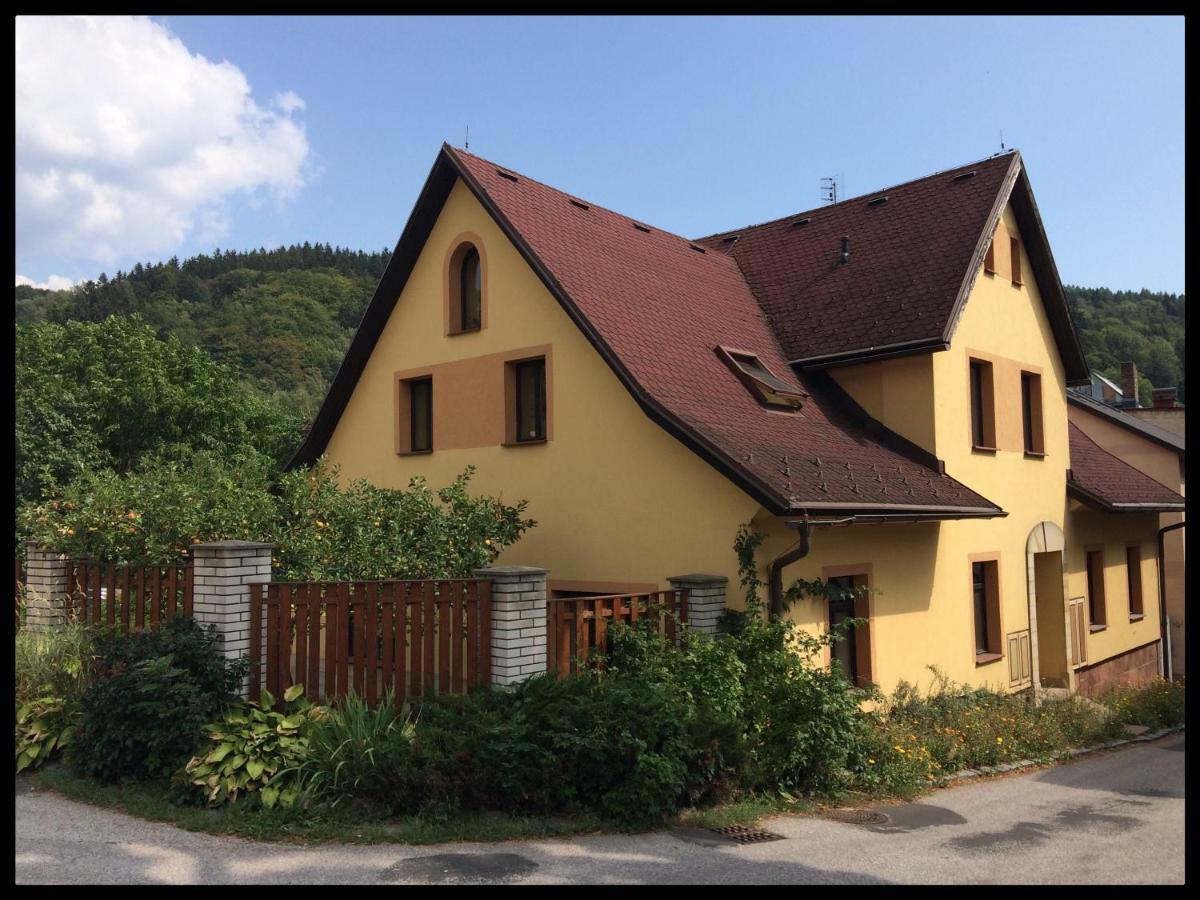 Vegzion - Vegan B&B Svoboda nad Úpou المظهر الخارجي الصورة